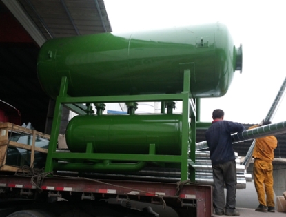Vacuum tank